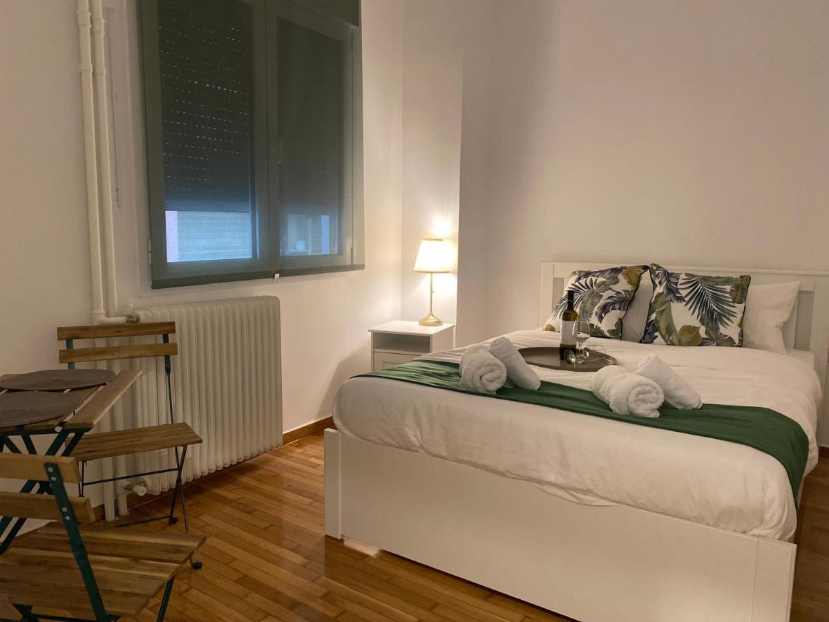 Elia Modern Apartment Атина Екстериор снимка