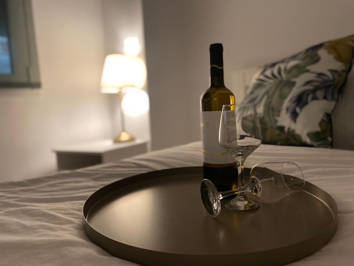 Elia Modern Apartment Атина Екстериор снимка