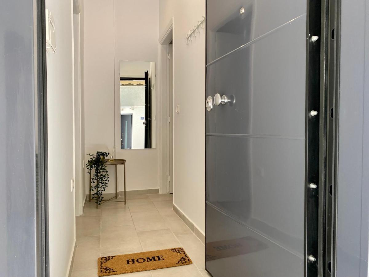 Elia Modern Apartment Атина Екстериор снимка